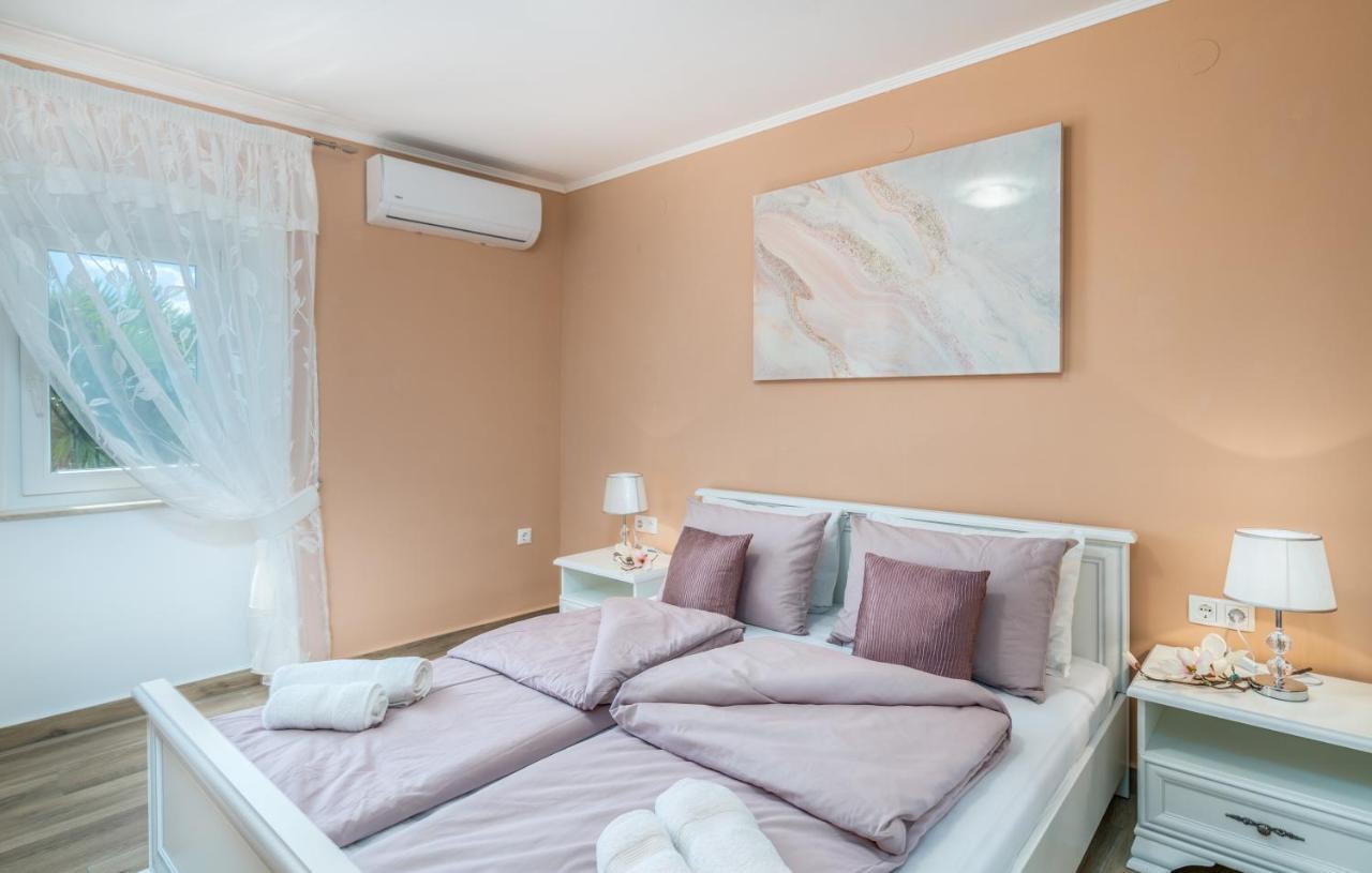 Holiday House Serenity مالينسكا المظهر الخارجي الصورة
