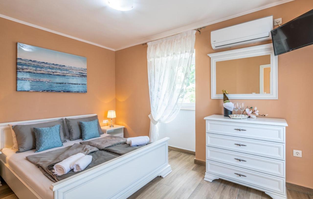 Holiday House Serenity مالينسكا المظهر الخارجي الصورة
