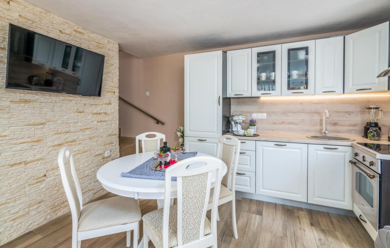 Holiday House Serenity مالينسكا المظهر الخارجي الصورة